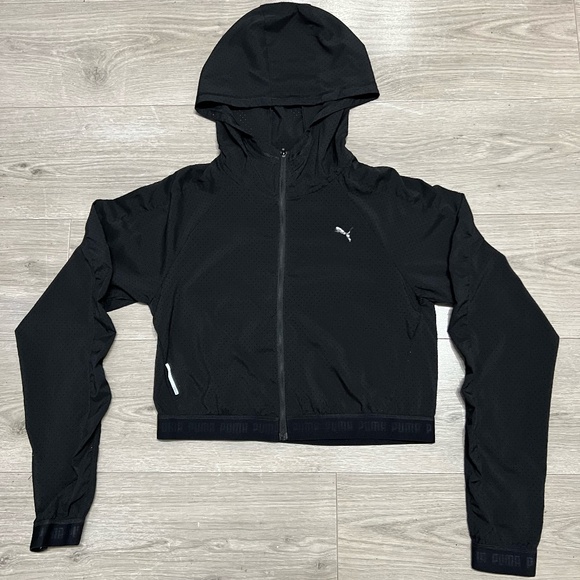 Puma Women's Training Sweater Cropped Black Medium - Picture 1 of 8